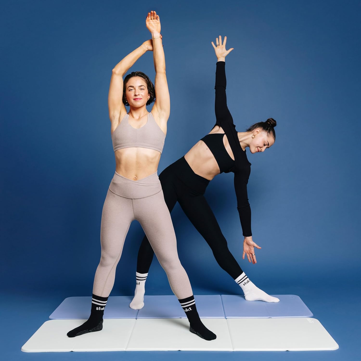 Foldable Yoga Mat in Blue, Pre - Yoga And Fitness Studio avis et prix